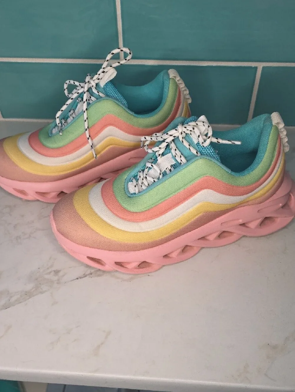 Cape Robbin Kids Pastel Rainbow Platform Sneakers - Pink/Blue/Green